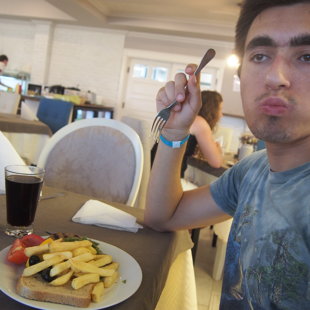 Vlad fidèle à lui-même... Style Mac Do ça sera parfait!