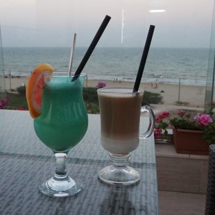 Devinez qui a choisi le latte macchiato ?...