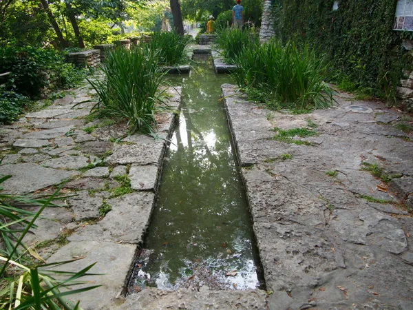 Le Christ est une source d'eau vive! 