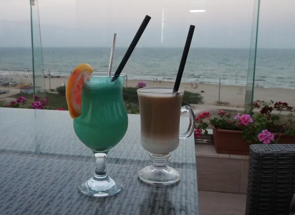 Devinez qui a choisi le latte macchiato ?...